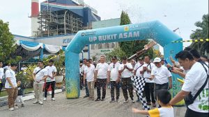 PLN Nusantara Power UP Bukit Asam Rayakan HUT ke-30 dan HLN ke-80 Tahun 2025 Gaungkan Semangat “PLN Transformation Towards Green”