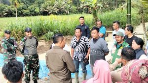 Dandim 0210/ TU Bersama Bupati Taput Tinjau Progres Pembangunan Jembatan  Pasca Bencana di Purba Tua