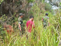 Babinsa Koramil 16/Laguboti Bersama Masyarakat Patroli Karhutla di Desa Haunatas
